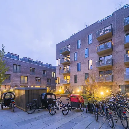 Beautiful 2-bed Wbalcony In North Harbour *