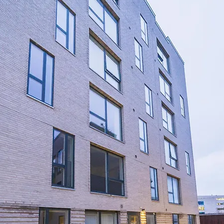 Beautiful 2-bed Wbalcony In North Harbour København